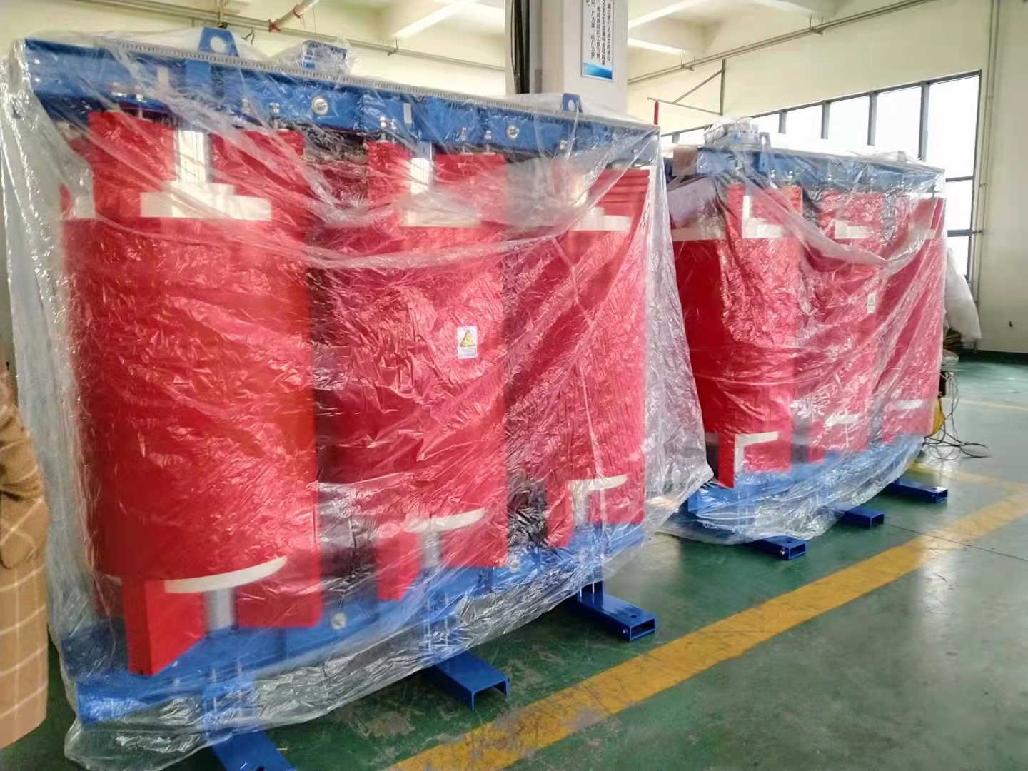 消弧線圈三相接地變中含所用變是怎么回事？